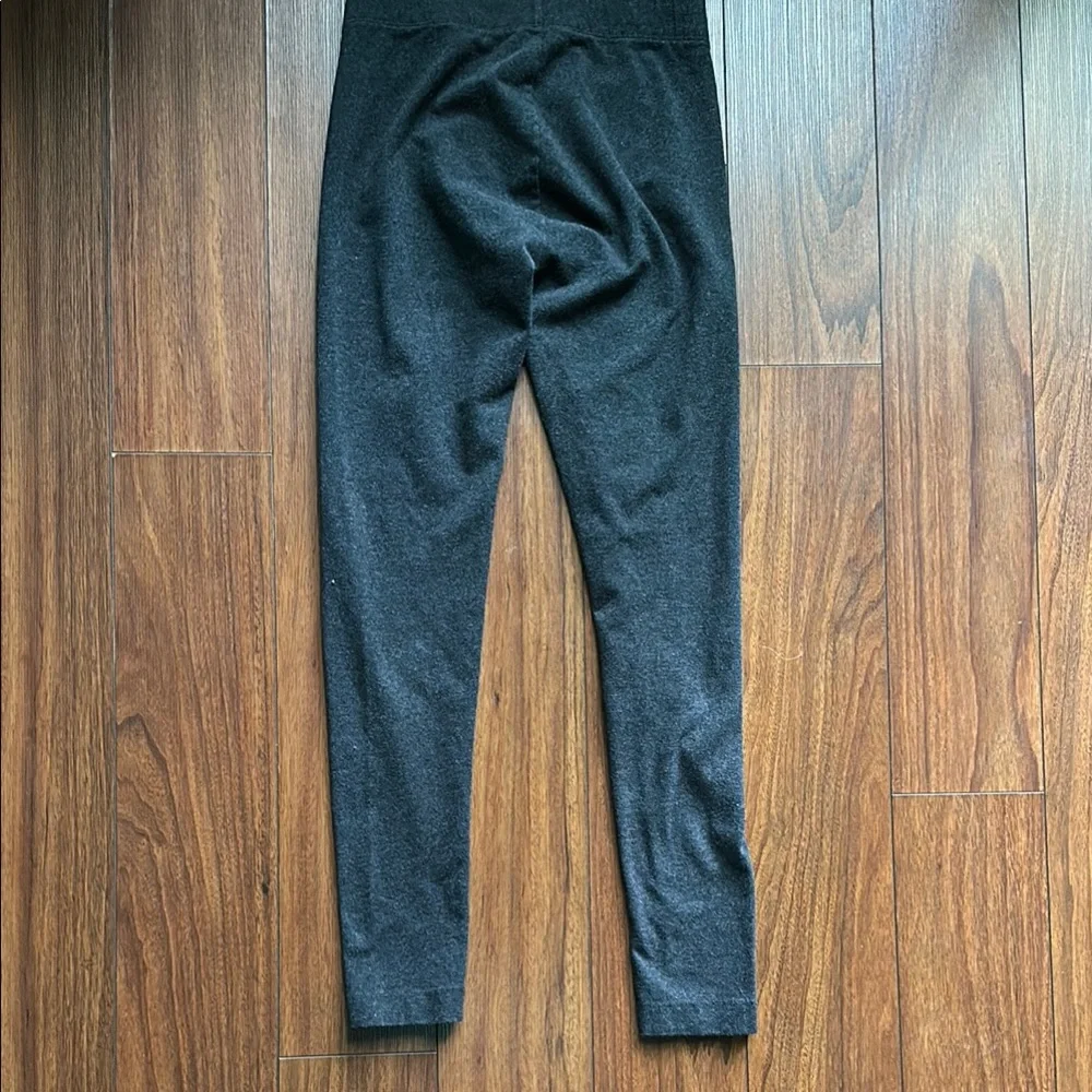 🩶🩶EUC LOFT Charcoal Gray Leggings Stretchy Minimalist Design🩶🩶